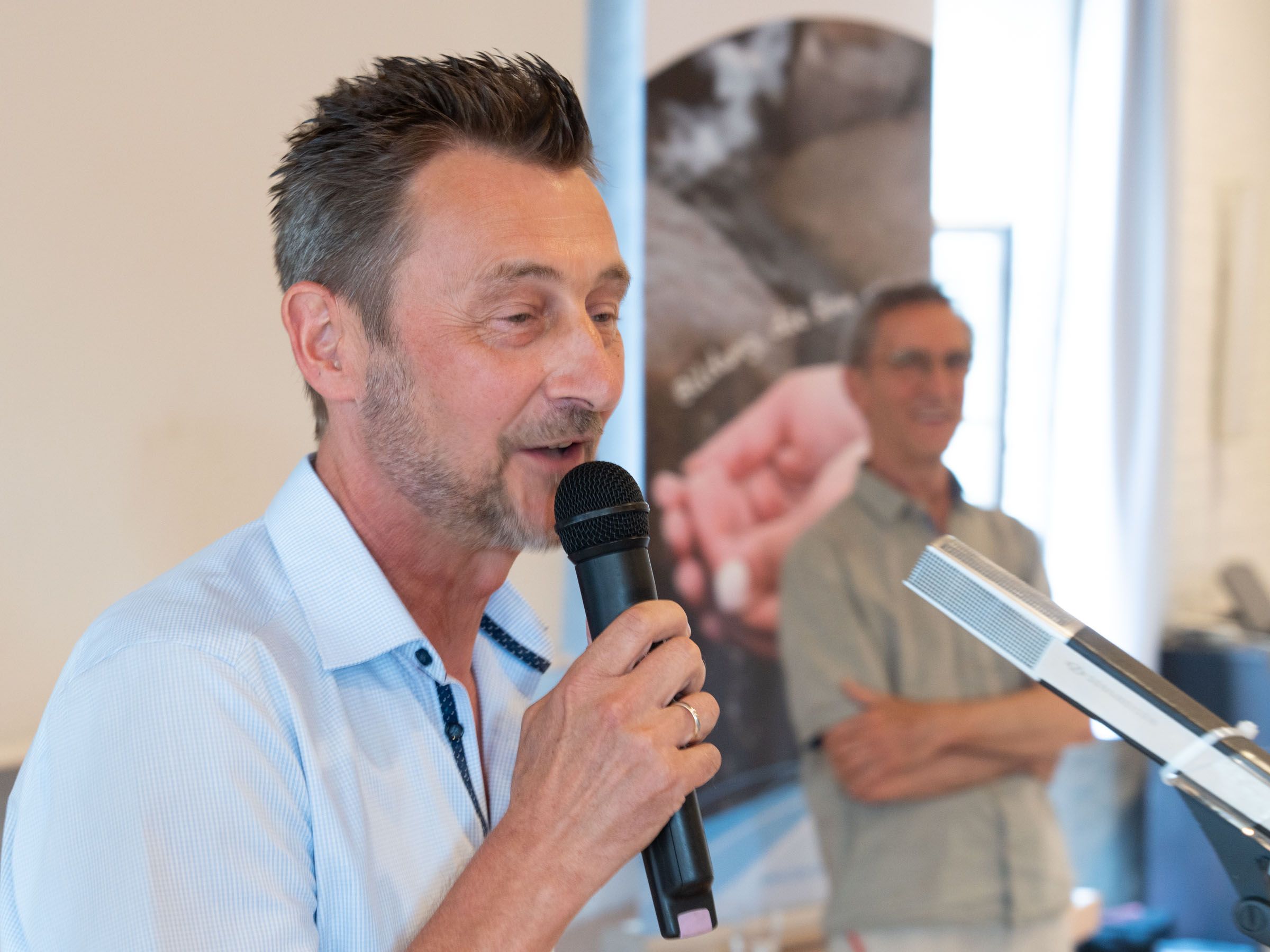Armin Wölfl, Leiter CBW eröffnet die Veranstaltung und begrüßt die Gäste.