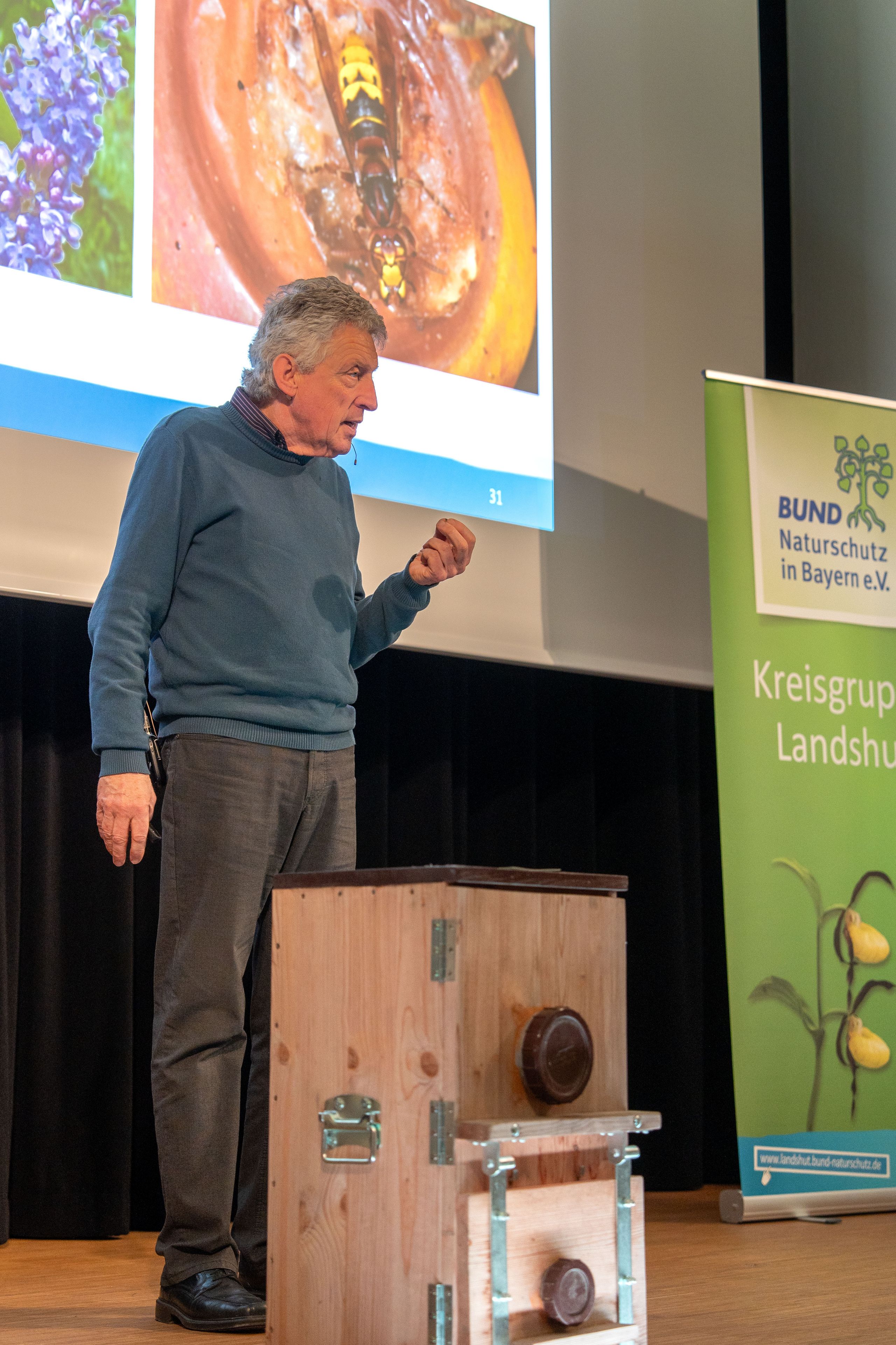 Hornissenberater und Imker Johannes Selmansberger, Vortrag