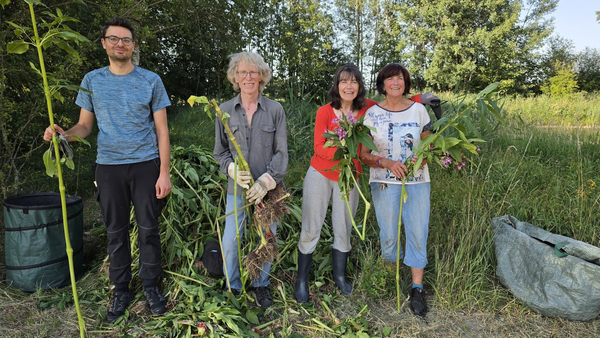Arbeitsgruppe Springkraut | Bild: Franz Gumplinger